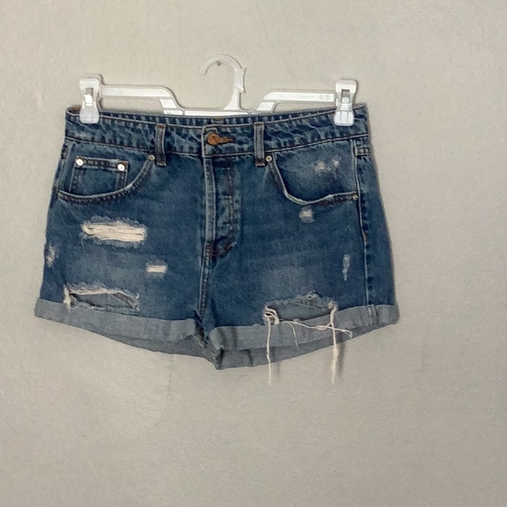 Womens size 28 Jean shorts